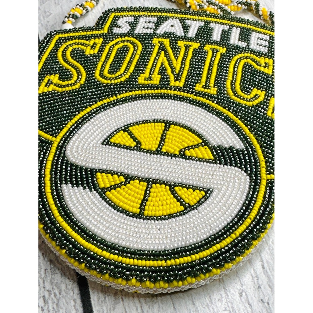Handmade Seattle Sonics Beaded Pendant Necklace Green Yellow White Native Made - Picture 8 of 8